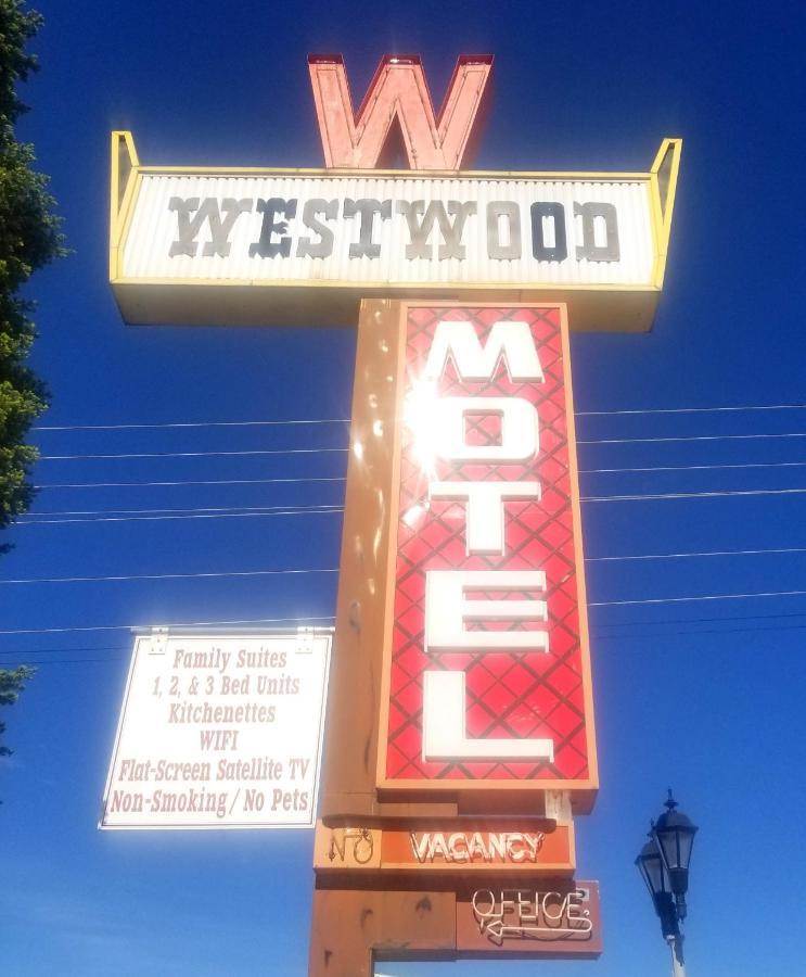 Westwood Motel West Yellowstone Exterior photo