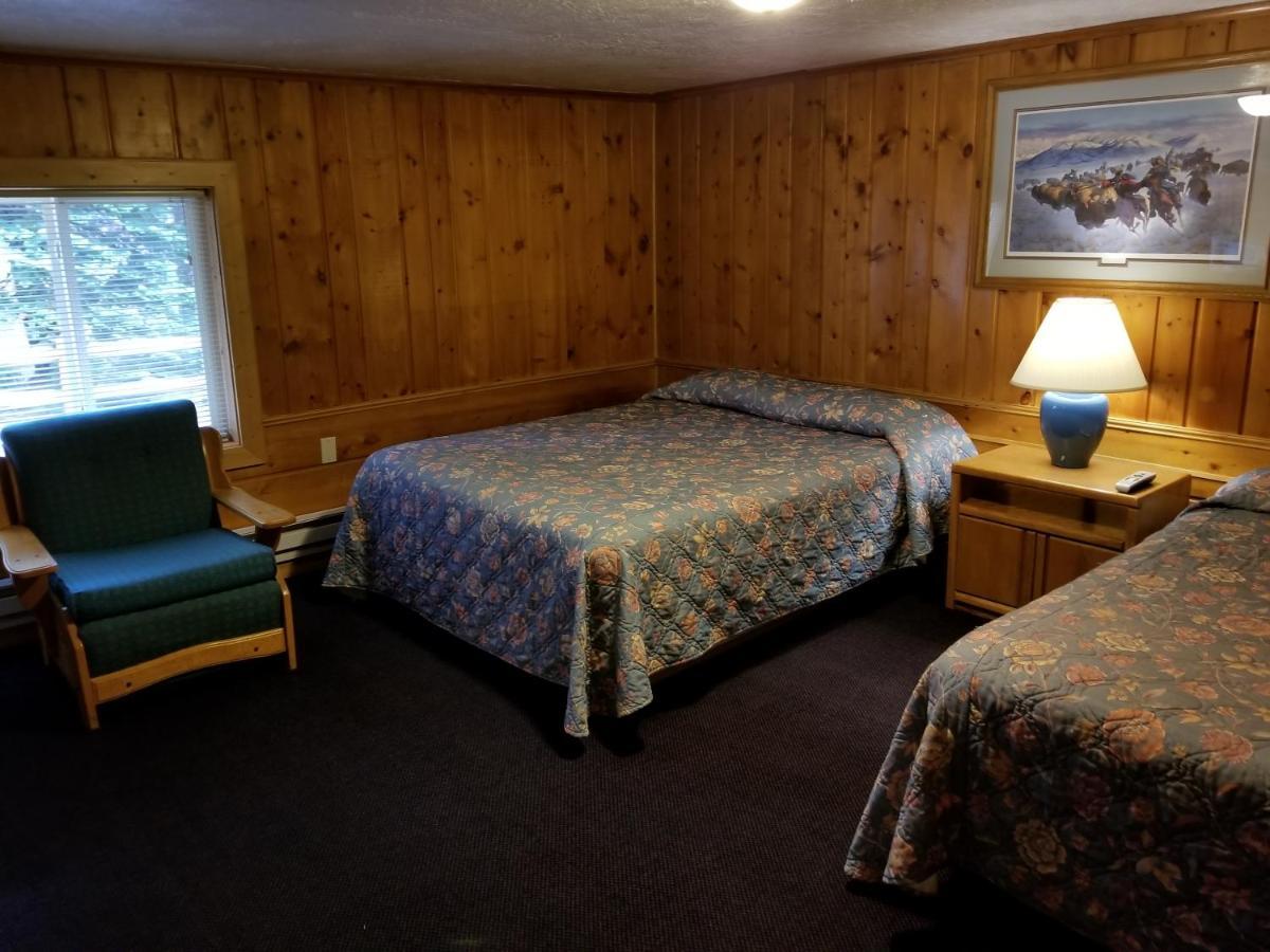 Westwood Motel West Yellowstone Exterior photo